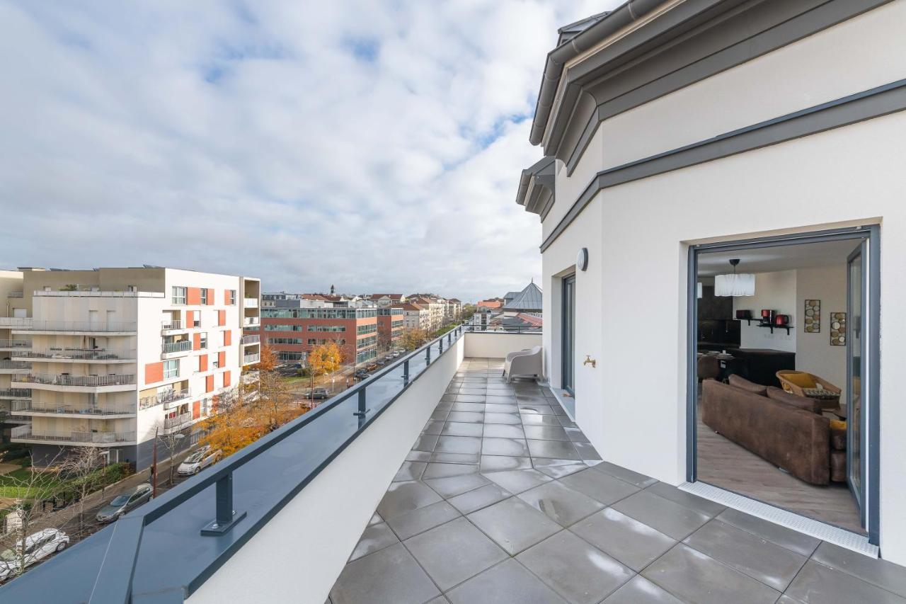 Ferienwohnung Cocooning Tower - Fairytale Factory Bussy-Saint-Georges Exterior foto